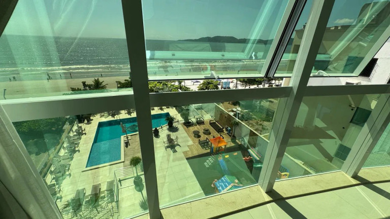 Imagem Apartamento com 4 Quartos à Venda, 185 m² em Meia Praia - Itapema