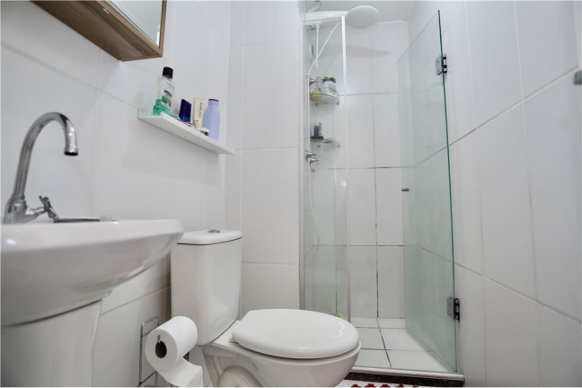 Imagem Imóvel com 3 Quartos à Venda, em Jardim Itu - Porto Alegre Imagem Imóvel com 3 Quartos à Venda, em Jardim Itu - Porto Alegre