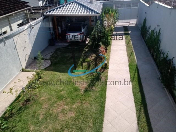 Imagem Casa com 3 Quartos à Venda, 200 m² em Centro - Caraguatatuba
