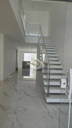 Imagem Casa com 4 Quartos à Venda, 260 m² em Itaipu - Niterói Imagem Casa com 4 Quartos à Venda, 260 m² em Itaipu - Niterói