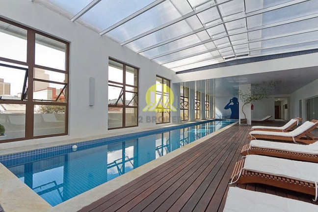 Imagem Cobertura com 2 Quartos à Venda, 149 m² em Centro - Curitiba Imagem Cobertura com 2 Quartos à Venda, 149 m² em Centro - Curitiba