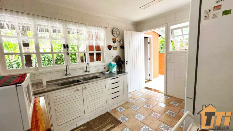 Imagem Casa de Condomínio com 4 Quartos à Venda, 210 m² em Itamambuca - Ubatuba