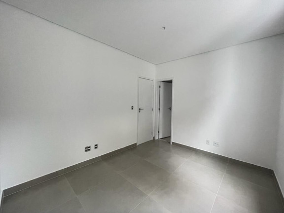 Imagem Casa com 3 Quartos à Venda, 280 m² em Embaré - Santos Imagem Casa com 3 Quartos à Venda, 280 m² em Embaré - Santos