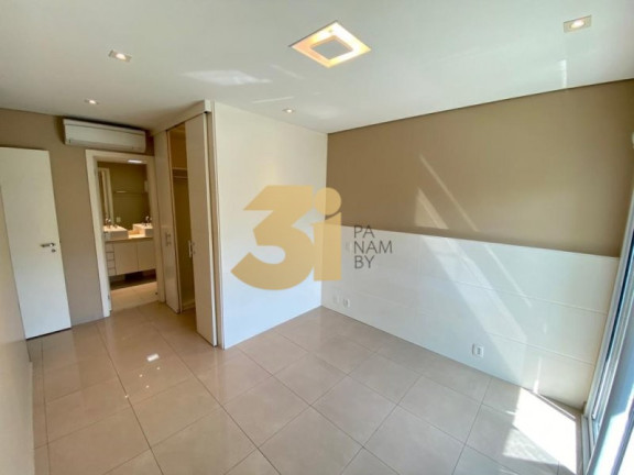 Imagem Apartamento com 3 Quartos à Venda, 130 m² em Panamby - São Paulo Imagem Apartamento com 3 Quartos à Venda, 130 m² em Panamby - São Paulo