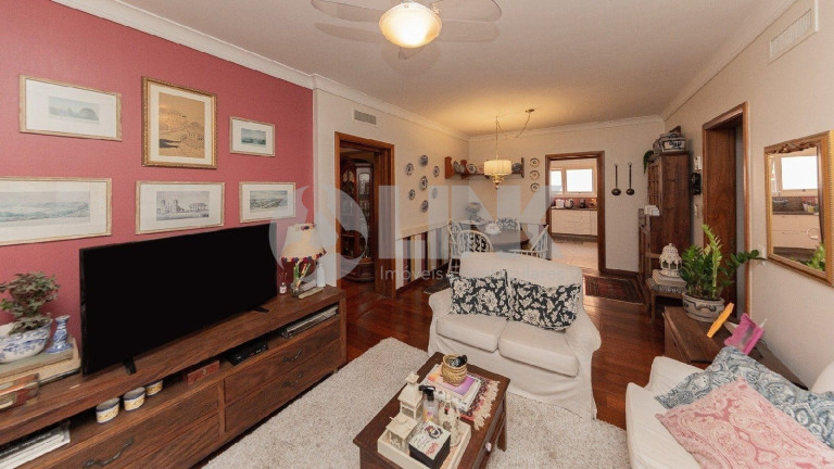 Imagem Apartamento com 3 Quartos à Venda, 246 m² em Petrópolis - Porto Alegre Imagem Apartamento com 3 Quartos à Venda, 246 m² em Petrópolis - Porto Alegre