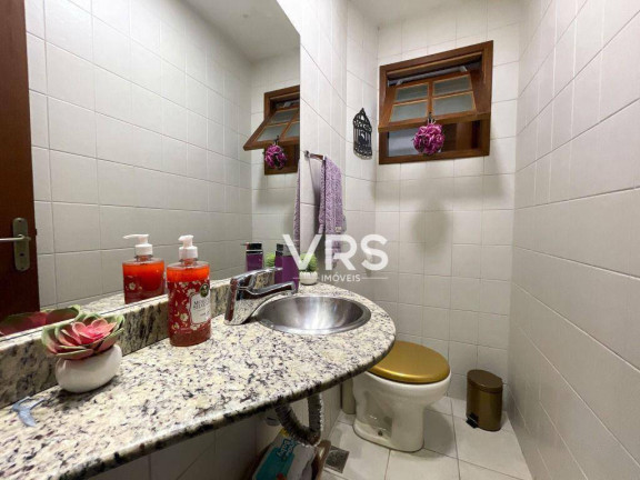 Imagem Casa com 2 Quartos à Venda, 110 m² em Panorama - Teresópolis