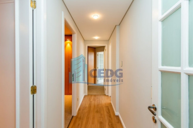 Imagem Apartamento com 3 Quartos à Venda, 149 m² em Centro - Curitiba