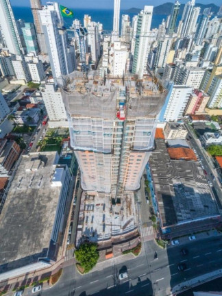 Imagem Imóvel com 4 Quartos à Venda, 129 m² em Centro - Balneário Camboriú