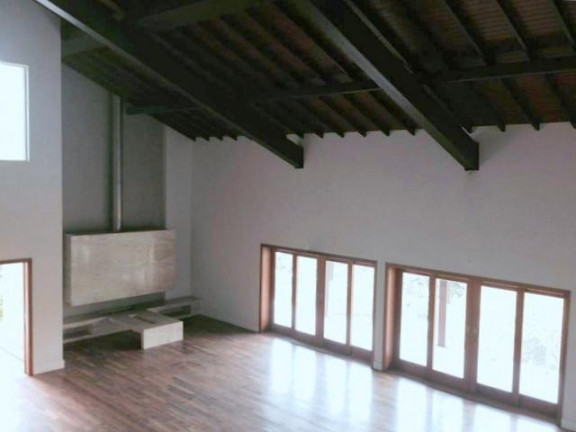 Imagem Casa com 4 Quartos à Venda, 900 m² em Parque Primavera - Carapicuíba Imagem Casa com 4 Quartos à Venda, 900 m² em Parque Primavera - Carapicuíba