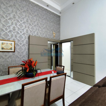Imagem Casa com 3 Quartos à Venda, 191 m² em Parque Das árvores Ii - Birigui