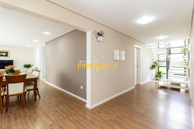 Imagem Casa de Condomínio com 4 Quartos à Venda, 1.318 m² em Vila Torres - Campo Largo