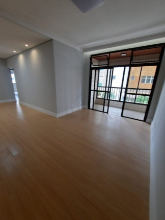 Foto do imóvel Apartamento com 3 Quartos à Venda, 130 m² em Gonzaga - Santos