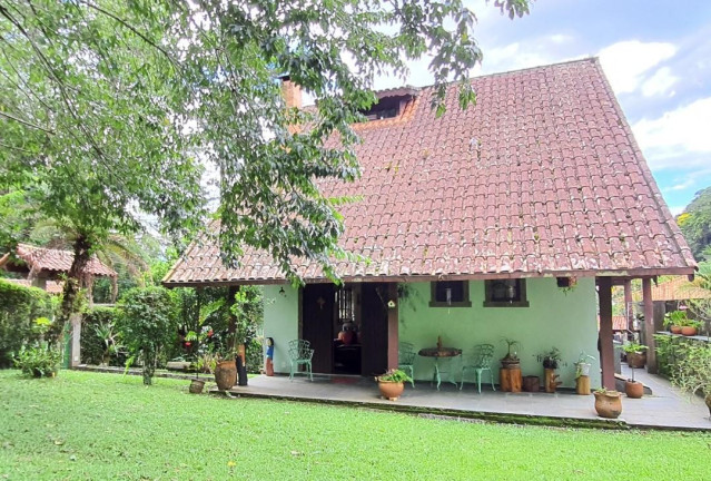 Casa com 4 Quartos à Venda, 460 m² em Parque Do Ingá - Teresópolis