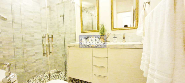 Imagem Apartamento com 2 Quartos à Venda, 85 m² em Copacabana - Rio De Janeiro Imagem Apartamento com 2 Quartos à Venda, 85 m² em Copacabana - Rio De Janeiro