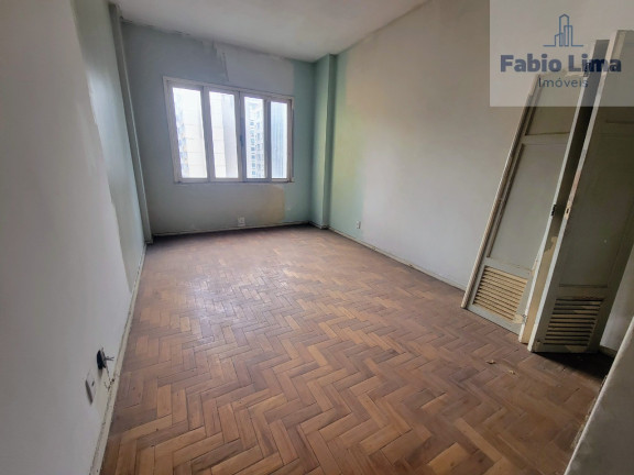 Sala Comercial à Venda, 22 m² em Centro - Rio De Janeiro
