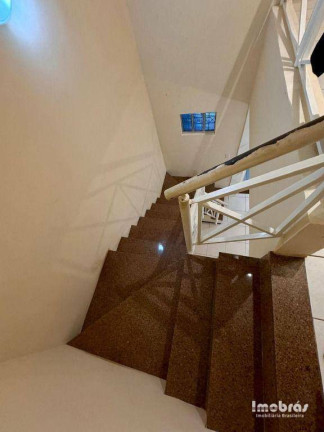 Imagem Casa com 5 Quartos à Venda, 186 m² em Edson Queiroz - Fortaleza Imagem Casa com 5 Quartos à Venda, 186 m² em Edson Queiroz - Fortaleza