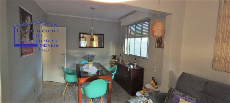 Imagem Casa com 3 Quartos à Venda, 204 m² em Vila Nova - Porto Alegre