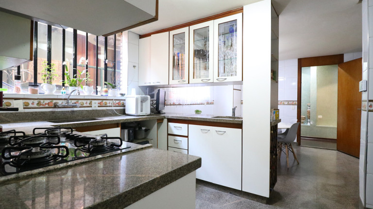 Imagem Casa com 5 Quartos à Venda, 337 m² em Vila Mariana - São Paulo