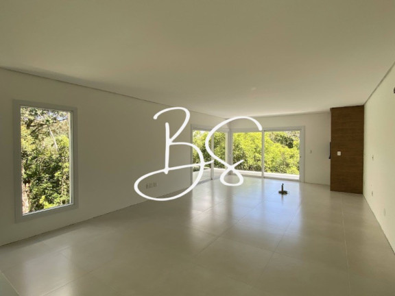 Imagem Casa com 3 Quartos à Venda, 275 m² em Vale Das Colinas - Gramado