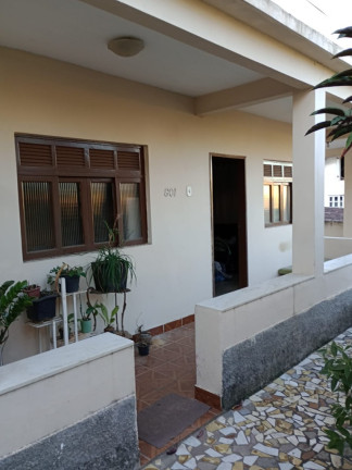 Imagem Casa com 7 Quartos à Venda, 360 m² em Muquiçaba - Guarapari Imagem Casa com 7 Quartos à Venda, 360 m² em Muquiçaba - Guarapari