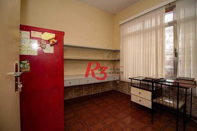 Imagem Sobrado com 4 Quartos à Venda, 261 m² em Encruzilhada - Santos