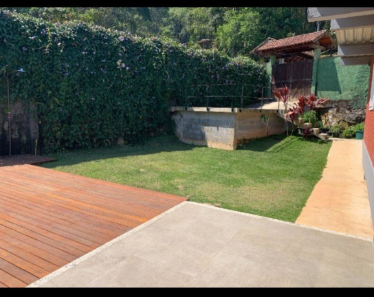 Imagem Casa com 3 Quartos à Venda, em Quitandinha - Petrópolis Imagem Casa com 3 Quartos à Venda, em Quitandinha - Petrópolis