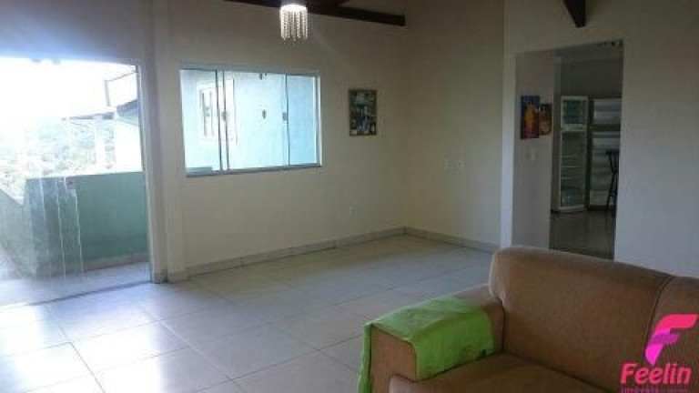 Casa com 7 Quartos à Venda, 484 m² em Armação - Florianópolis