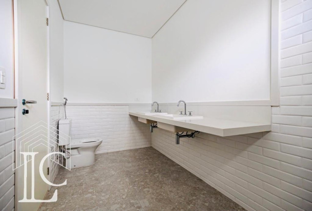Imagem Casa com 3 Quartos à Venda, 352 m² em Moema - São Paulo