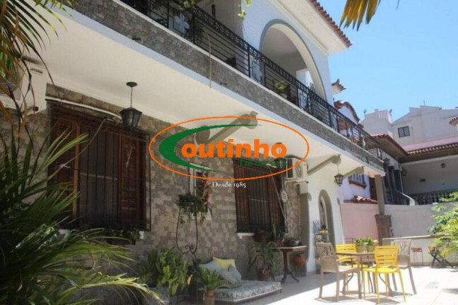 Casa com 3 Quartos à Venda, 856 m² em Grajaú - Rio De Janeiro