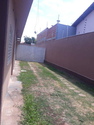 Imagem Casa com 4 Quartos à Venda, 518 m² em Cuiabá Imagem Casa com 4 Quartos à Venda, 518 m² em Cuiabá
