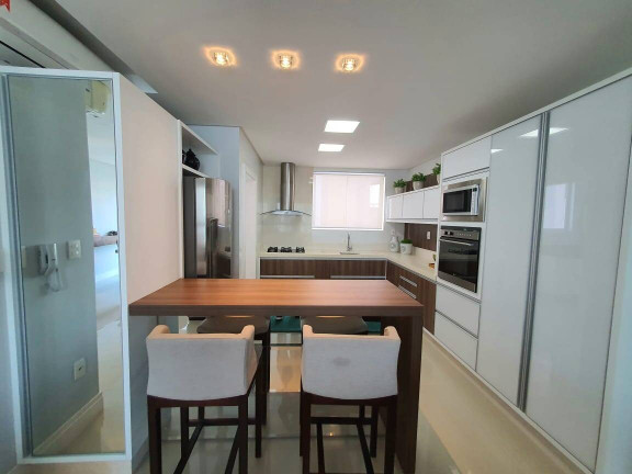 Imagem Apartamento com 3 Quartos à Venda, 135 m² em Centro - Balneário Camboriú Imagem Apartamento com 3 Quartos à Venda, 135 m² em Centro - Balneário Camboriú