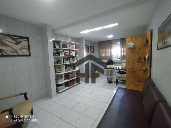Imagem Casa com 6 Quartos à Venda, 171 m² em Engenho Do Meio - Recife Imagem Casa com 6 Quartos à Venda, 171 m² em Engenho Do Meio - Recife