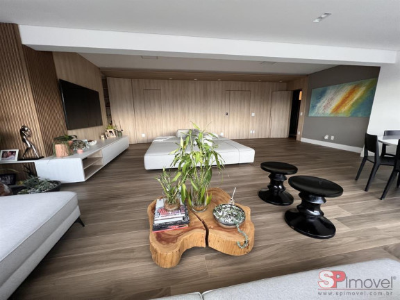 Apartamento com 3 Quartos à Venda, 213 m² em Santo Amaro - São Paulo