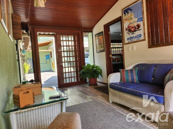 Imagem Sobrado com 5 Quartos à Venda, 425 m² em Manguinhos - Serra