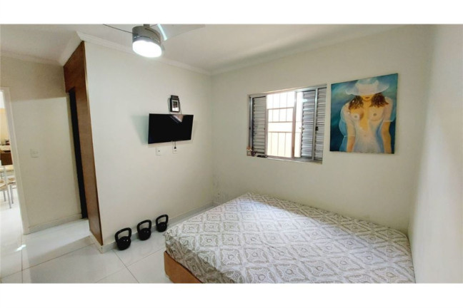 Imagem Casa com 2 Quartos à Venda,  em Vila Paranaguá - São Paulo