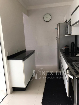 Imagem Imóvel com 3 Quartos para Temporada, 135 m² em Meia Praia - Itapema Imagem Imóvel com 3 Quartos para Temporada, 135 m² em Meia Praia - Itapema
