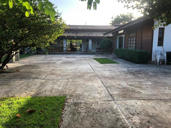 Imagem Casa com 4 Quartos à Venda, 250 m² em Recreio Ipitanga - Lauro De Freitas