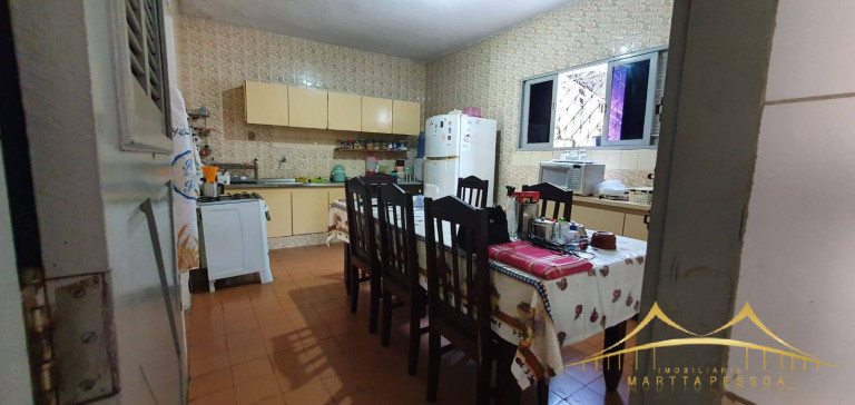 Imagem Casa com 5 Quartos à Venda, 273 m² em Alecrim - Natal Imagem Casa com 5 Quartos à Venda, 273 m² em Alecrim - Natal