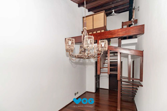 Imagem Imóvel com 3 Quartos à Venda, 134 m² em Santana - Porto Alegre Imagem Imóvel com 3 Quartos à Venda, 134 m² em Santana - Porto Alegre