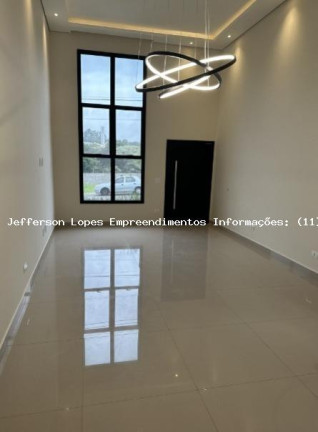 Imagem Casa com 3 Quartos à Venda, 105 m² em Recanto Do Guarau - Salto