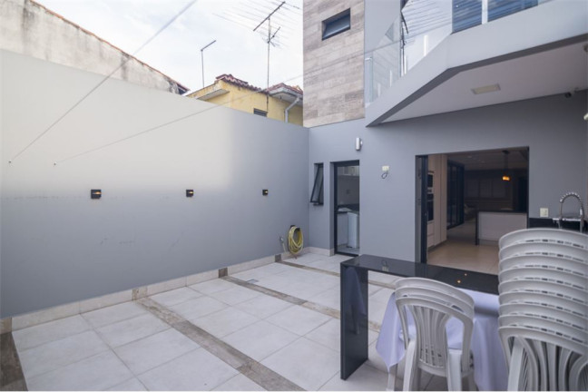 Imagem Casa com 3 Quartos à Venda, em Vila Curuçá - Santo André Imagem Casa com 3 Quartos à Venda, em Vila Curuçá - Santo André