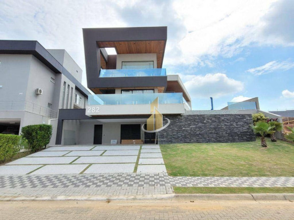Sobrado com 6 Quartos à Venda, 600 m² em Urbanova - São José Dos Campos