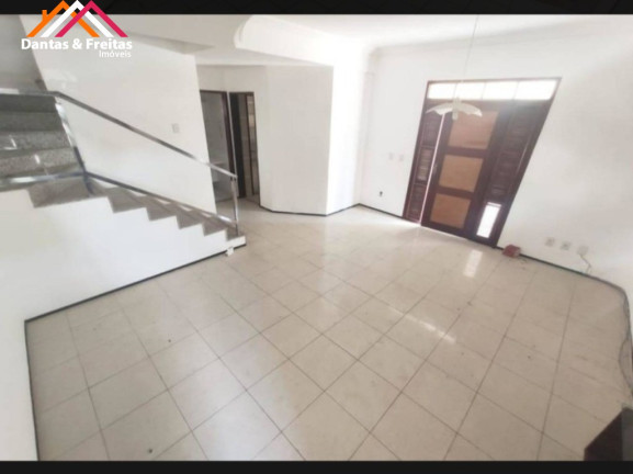 Imagem Imóvel com 4 Quartos à Venda,  em Sapiranga - Fortaleza