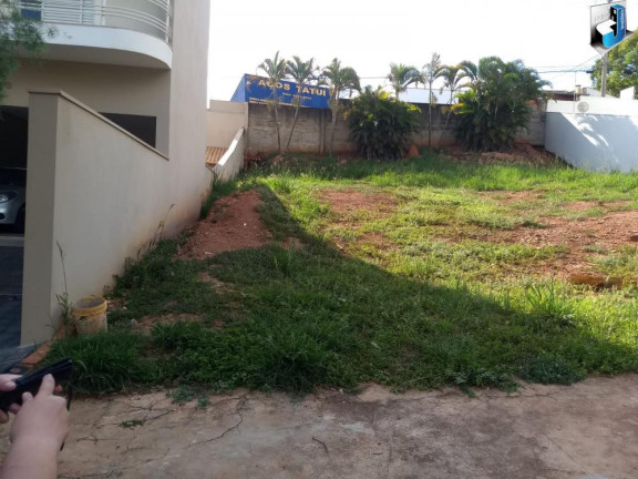 Terreno à Venda, 274 m² em Vila Monte Verde - Tatuí