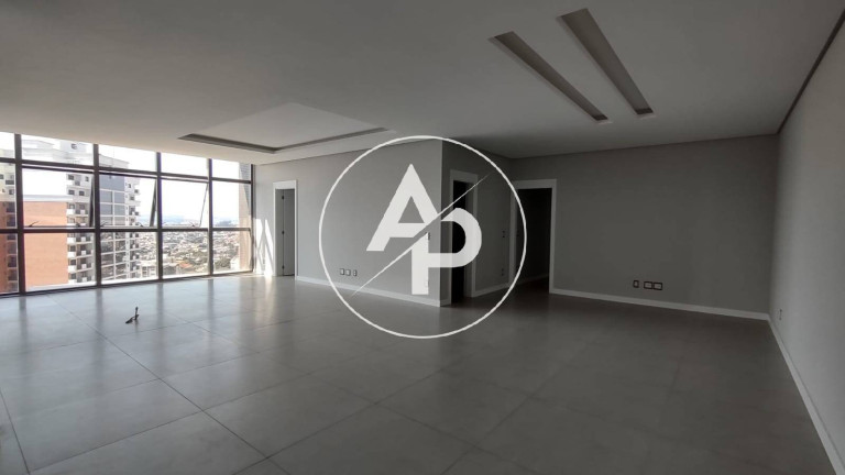 Apartamento com 3 Quartos à Venda, 159 m² em Jardim Carvalho - Ponta Grossa