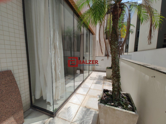 Imagem Apartamento com 3 Quartos à Venda, 237 m² em Centro - Florianópolis Imagem Apartamento com 3 Quartos à Venda, 237 m² em Centro - Florianópolis
