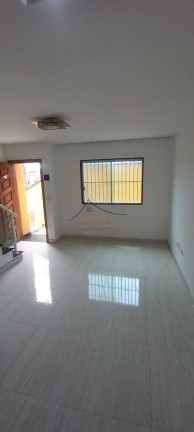 Imagem Casa de Condomínio com 2 Quartos à Venda, 75 m² em Cidade Patriarca - São Paulo