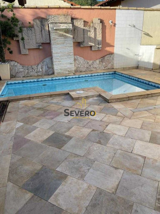 Imagem Casa com 4 Quartos à Venda, 360 m² em Piratininga - Niterói
