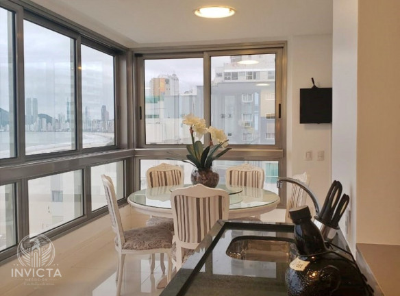Imagem Apartamento com 4 Quartos à Venda, 295 m² em Centro - Balneário Camboriú Imagem Apartamento com 4 Quartos à Venda, 295 m² em Centro - Balneário Camboriú