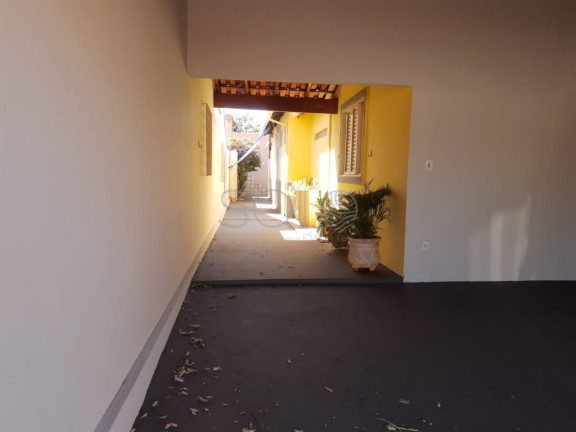 Imagem Casa com 3 Quartos para Alugar, 250 m² em Jardim Das Flores - Araraquara Imagem Casa com 3 Quartos para Alugar, 250 m² em Jardim Das Flores - Araraquara